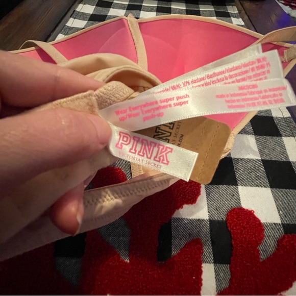 PINK Super Push up Bra - Picture 6 of 6